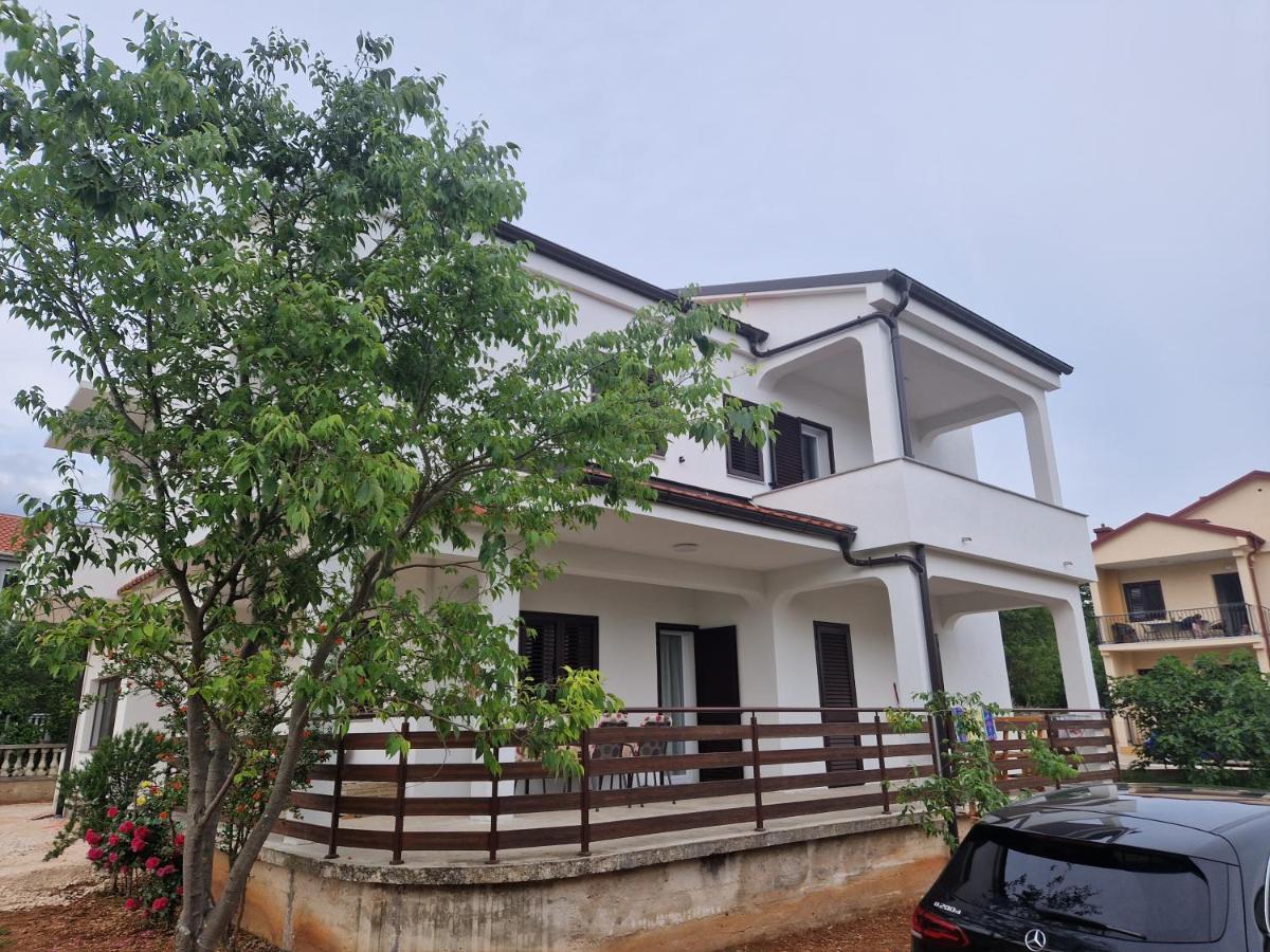 Apartmani Malo More Seline Εξωτερικό φωτογραφία