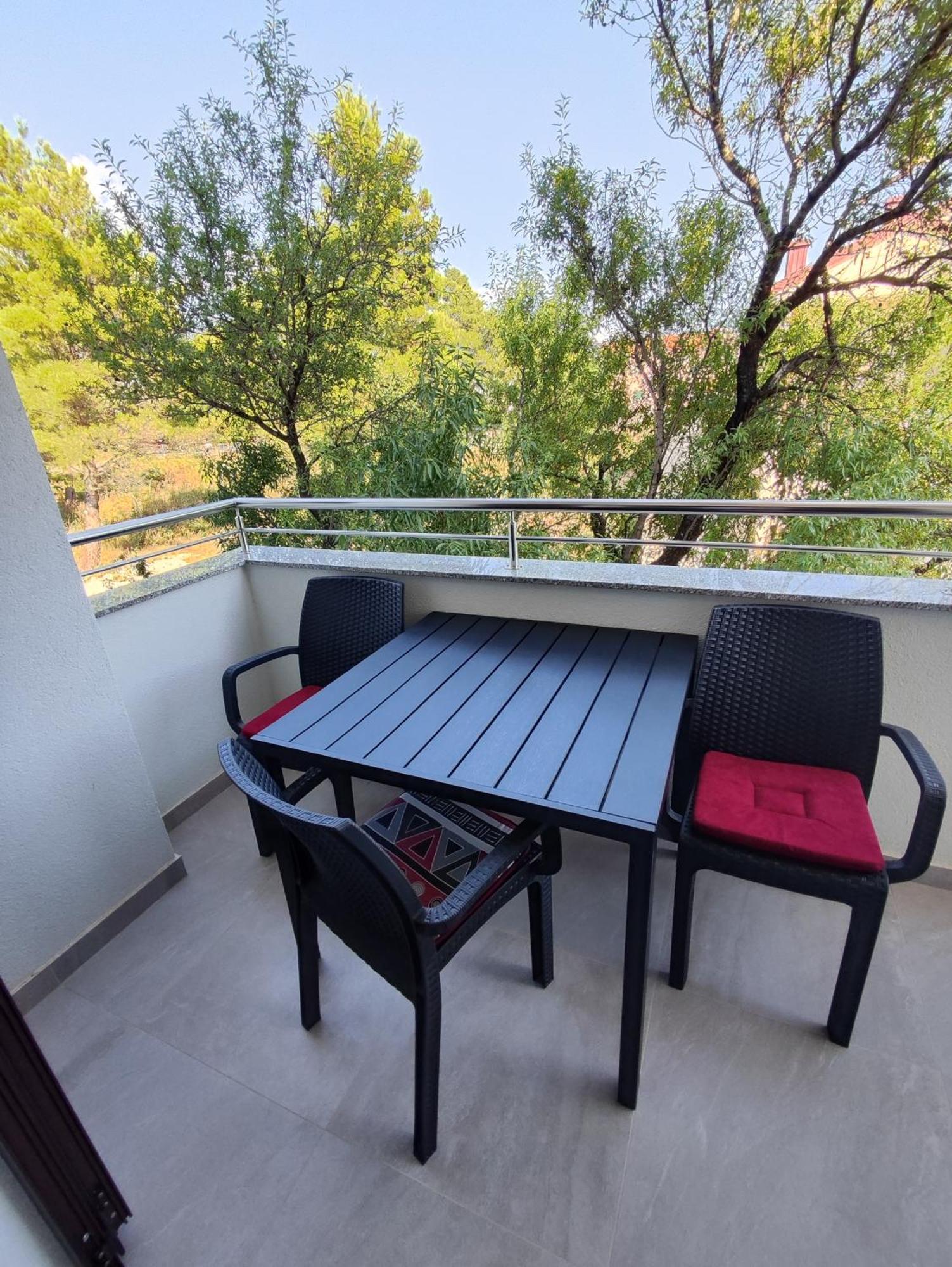 Apartmani Malo More Seline Εξωτερικό φωτογραφία
